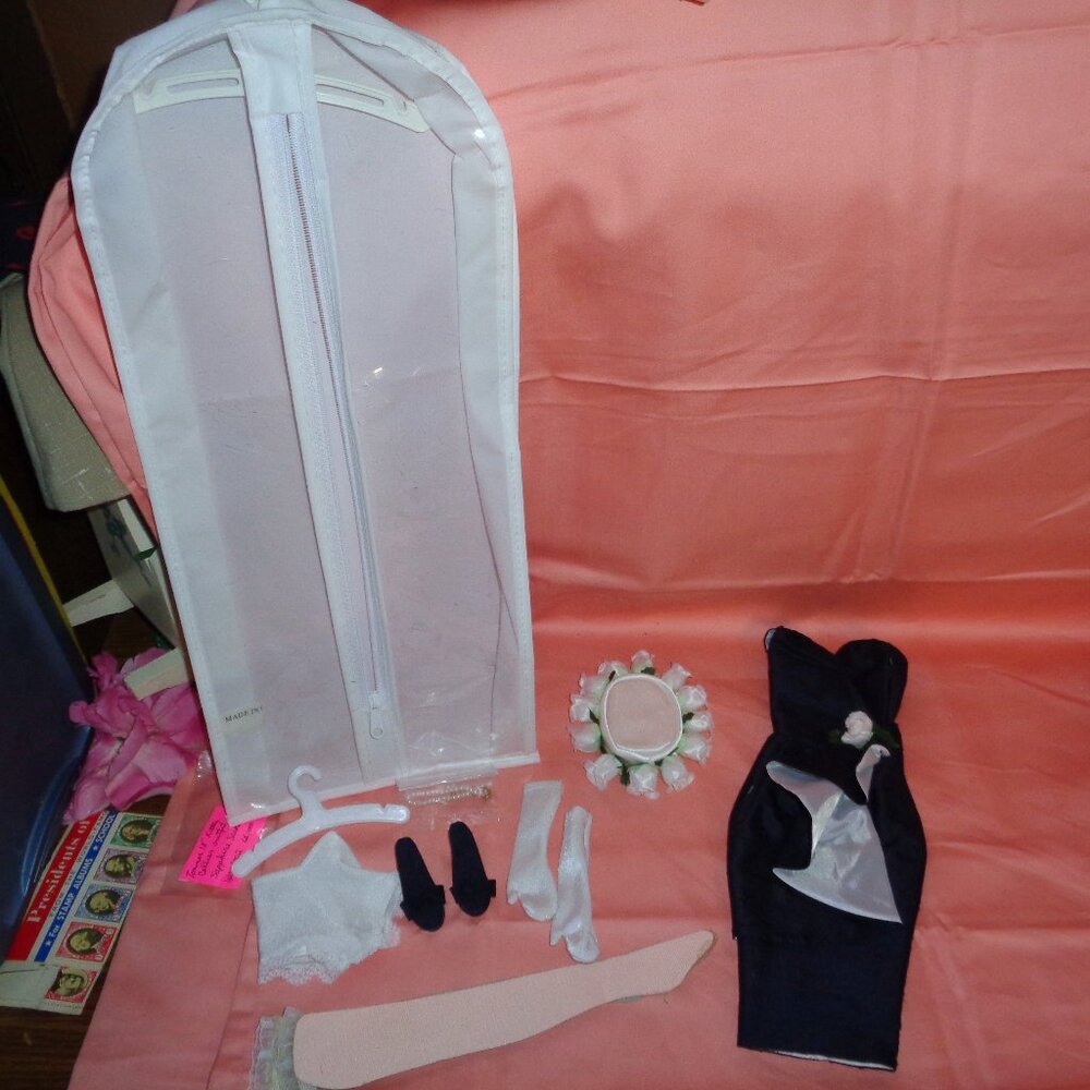 TONNER 18" KITTY COLLIER "SAPPHIRE SASHAY"NEW COCKTAIL ENSEMBLE-1940-50'S STYLE